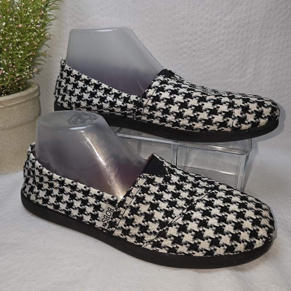 BOBS BY SKECHERS HOUNDTOOTH CASUAL SLIP ON LOAFER TAILGATE ALABAMA WOMENS SZ 9